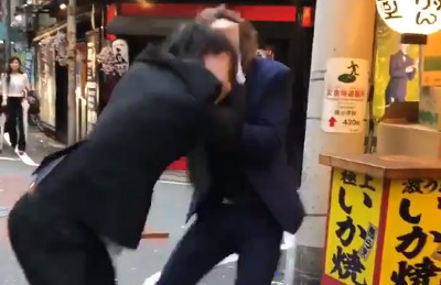 動画 ホストさん 本気の殴り合いの喧嘩をしてしまう 周囲ドン引き ２ch トピックス 速報まとめたよ